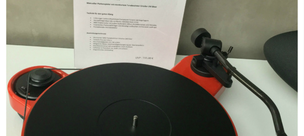 Pro-Ject RPM 3 Carbon in glänzend rot